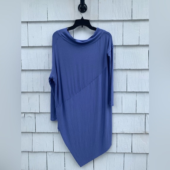 Free People Asymmetrical Long Sleeve Top - Picture 2 of 2